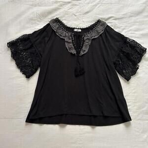 Axes Femme Black and grey lace sleeves blouse with ruffle sleeves tassel detail